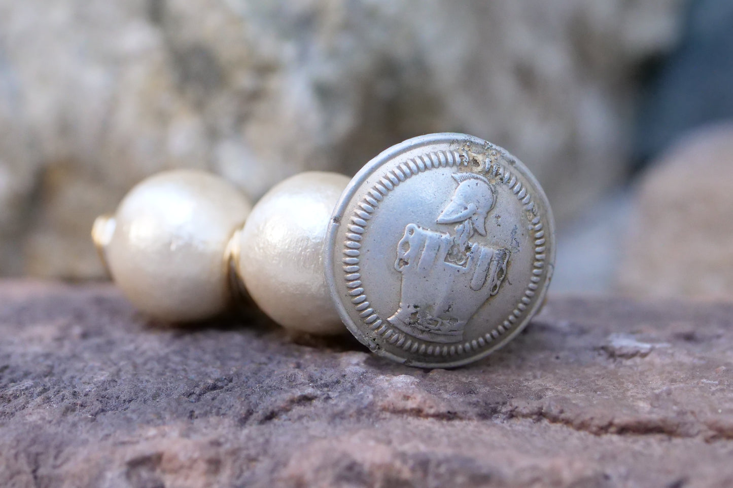 フランスミリタリーボタンブローチ